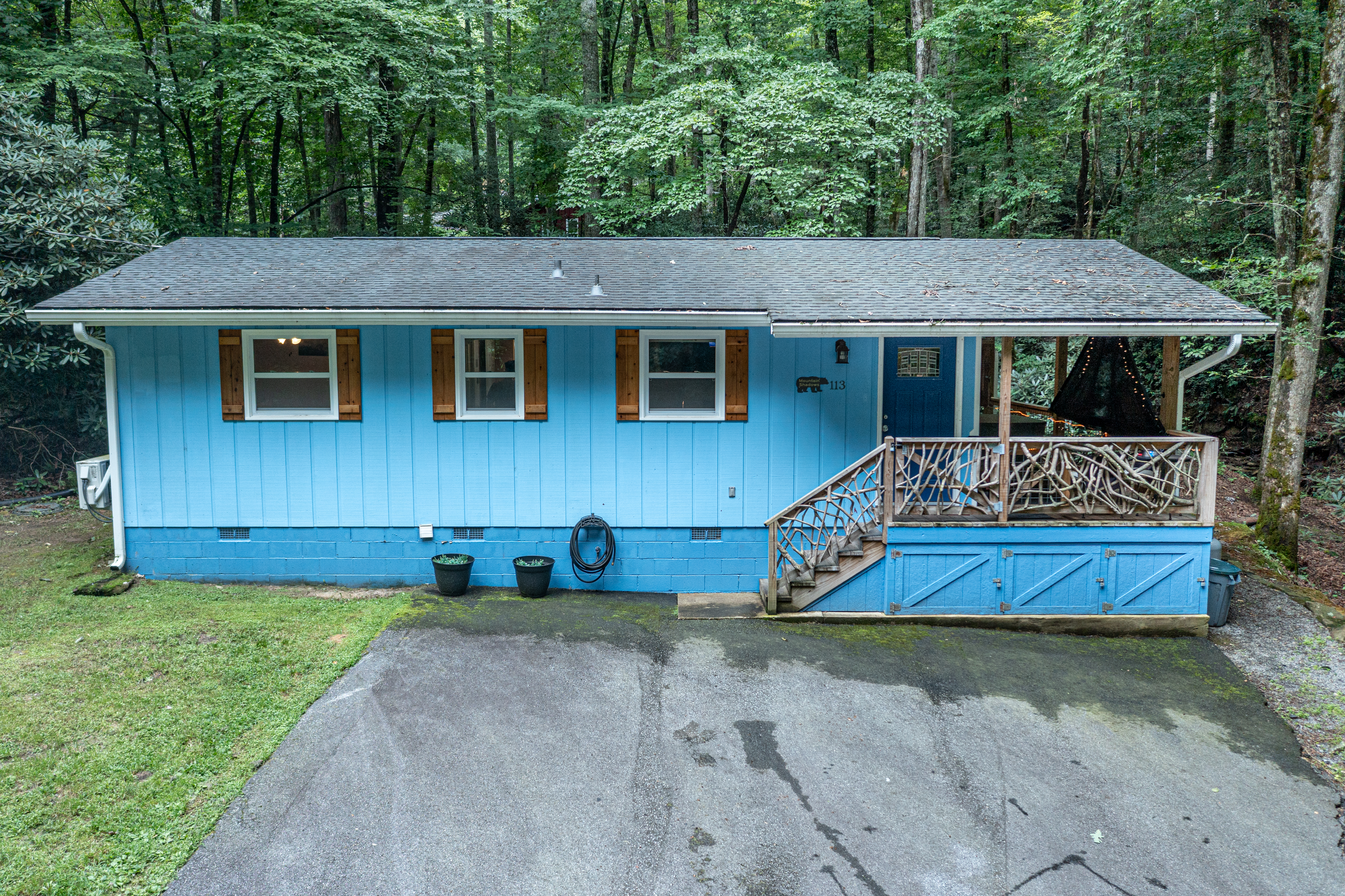 Cottage Photo