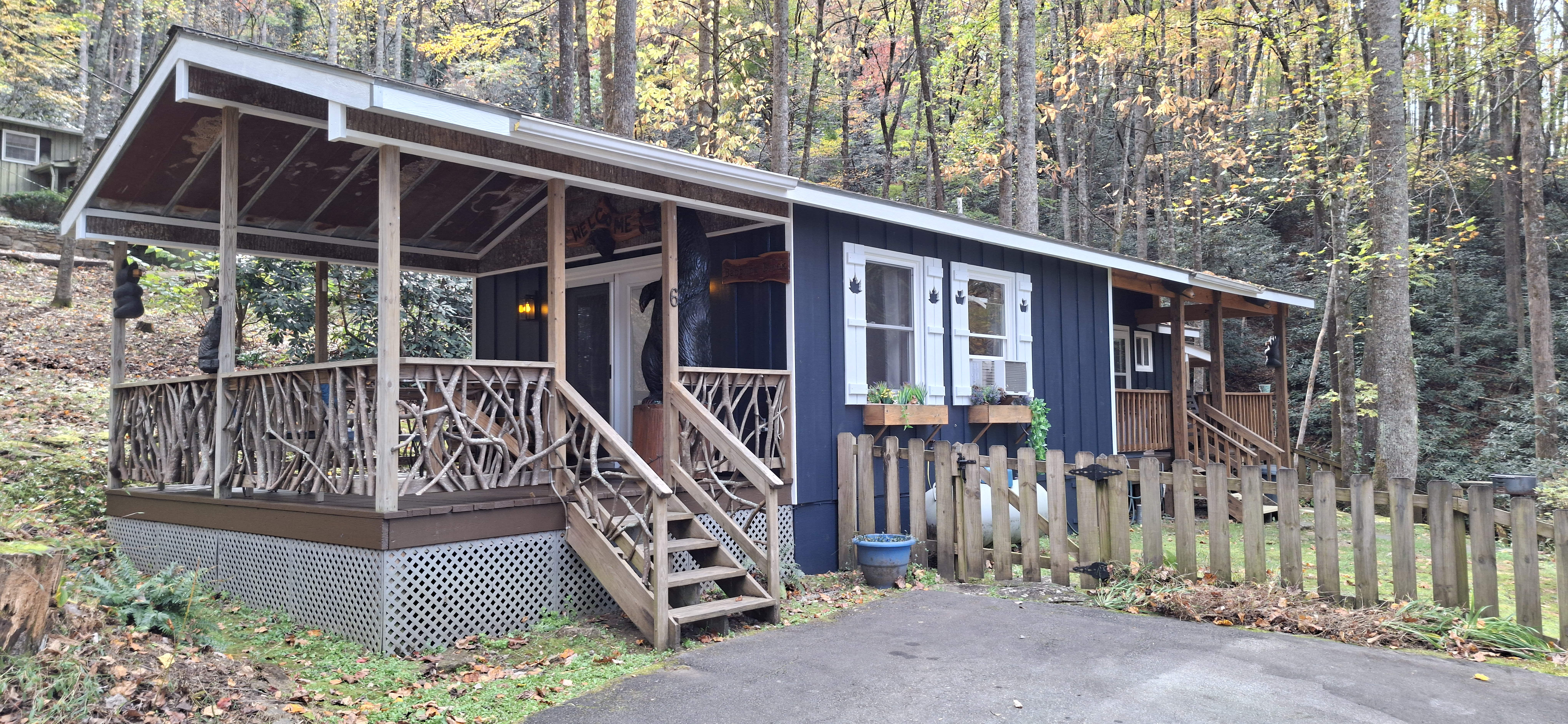 Cottage Photo