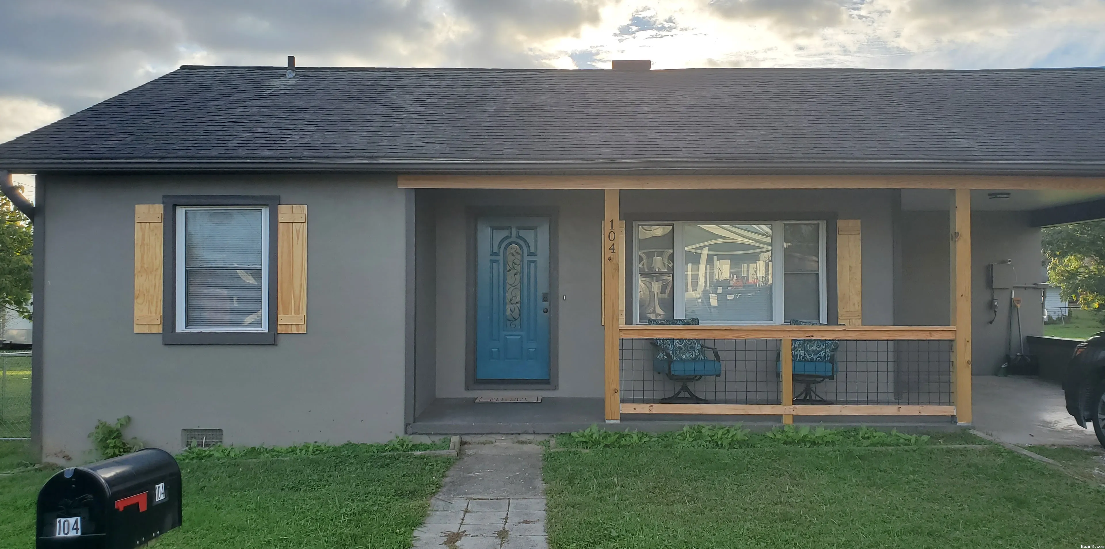 Cottage Photo